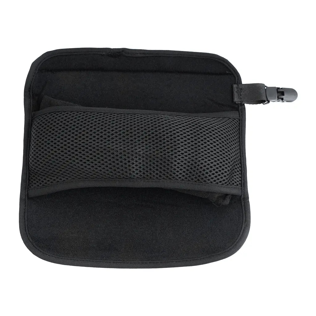 Thick PP cotton padding inside kids seat belt cushion. A unique and pratical Car-Wah! comfort car accessory for your ride.