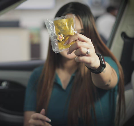 Video demonstration of flower car air freshener vent clip installation and fragrance refill process .A fun and fresh Car-Wah! car perfume for your daily commute.